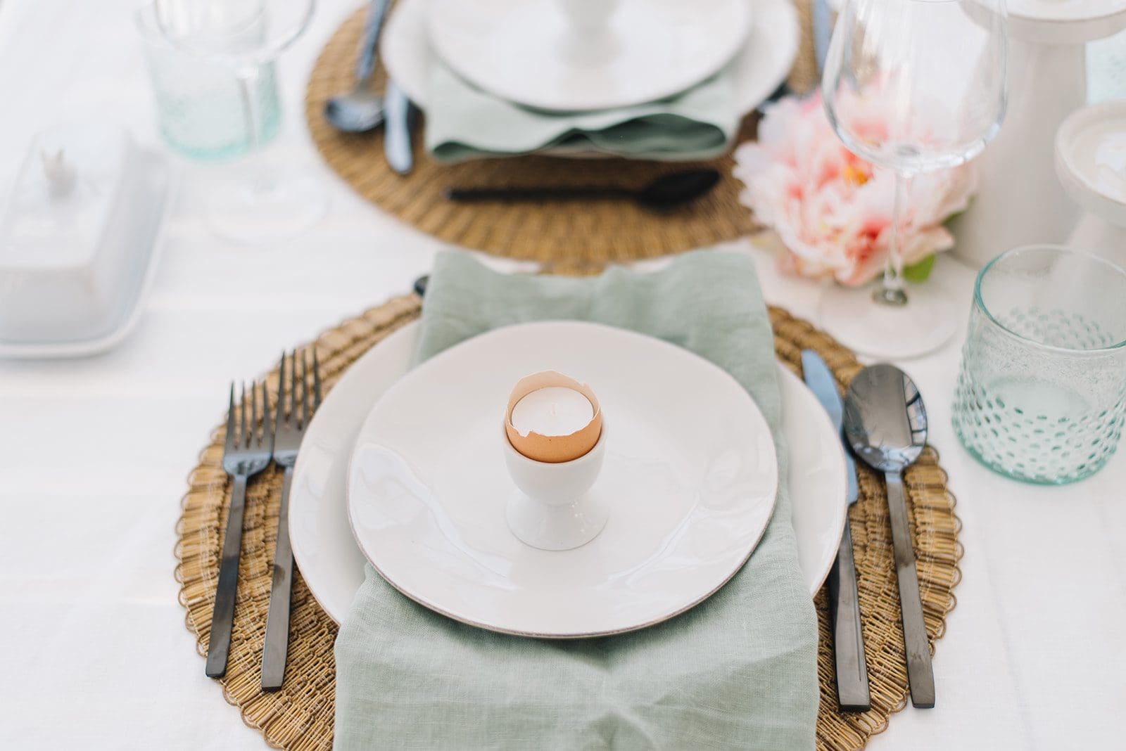 An Effortless Easter Tablescape with Crate & Barrel - The Ginger Home