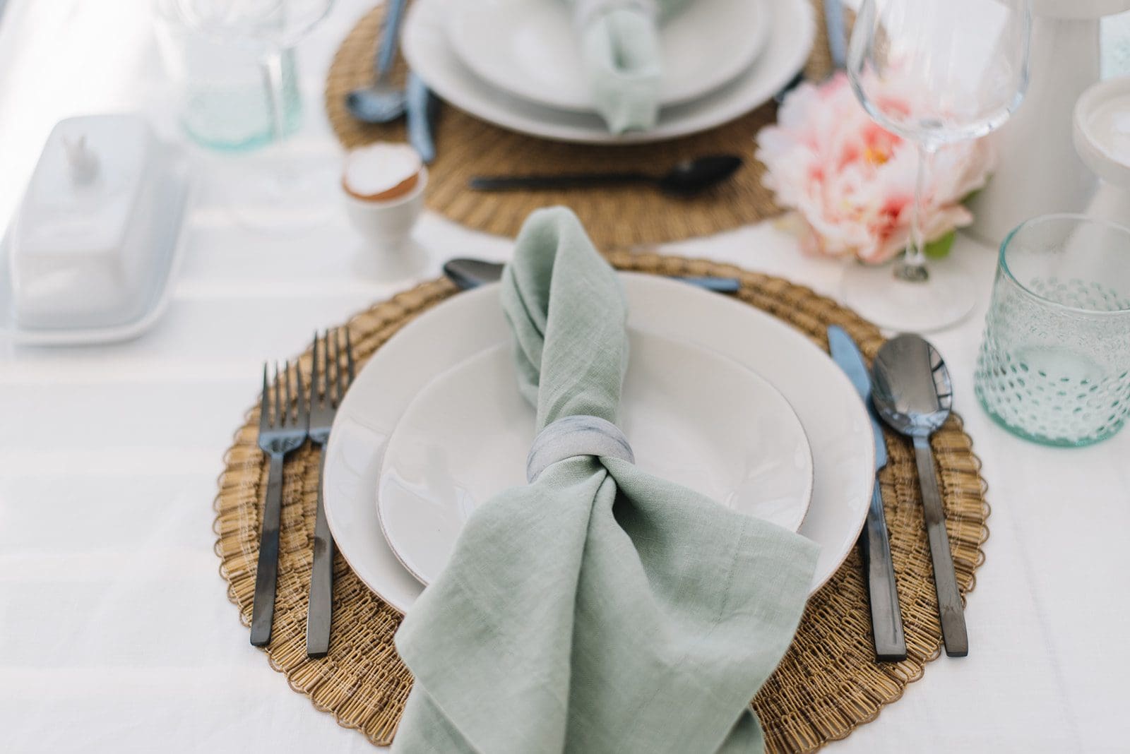An Effortless Easter Tablescape with Crate & Barrel - The Ginger Home